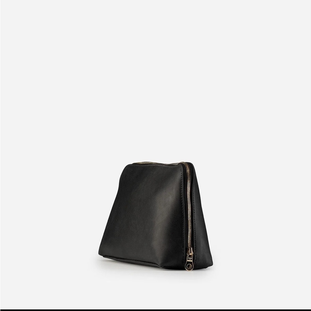 Elegant Black Clutch Wristlet - Picture 3 of 7